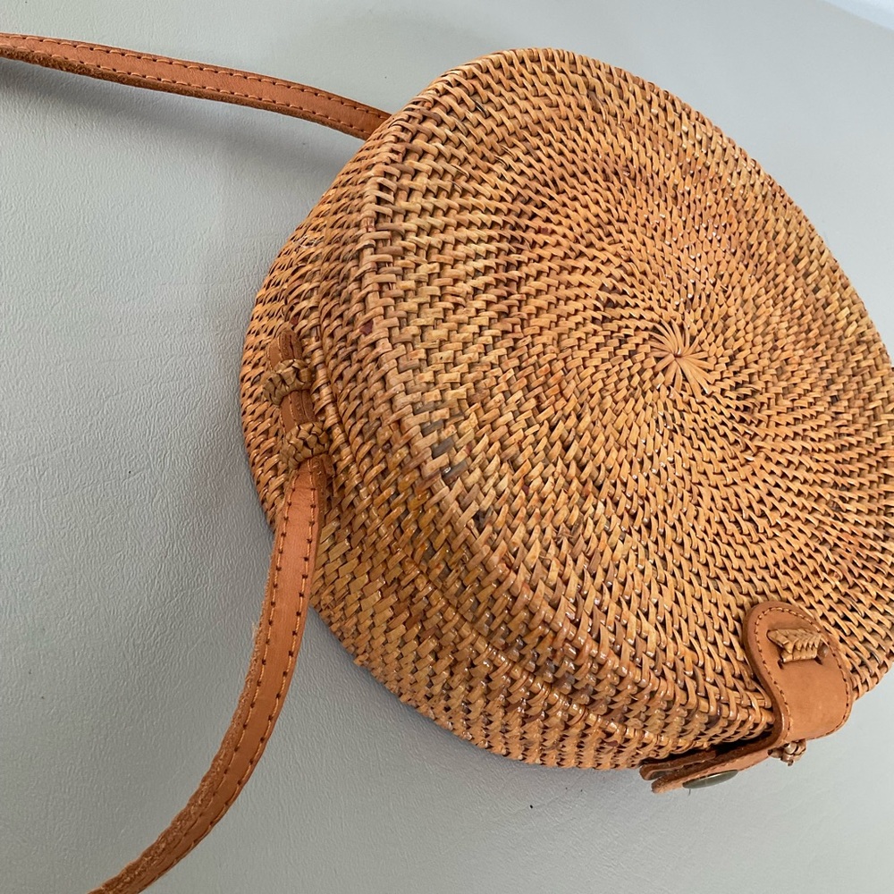 Amerii Round Ratten Crossbody Bag - Picture 2 of 8